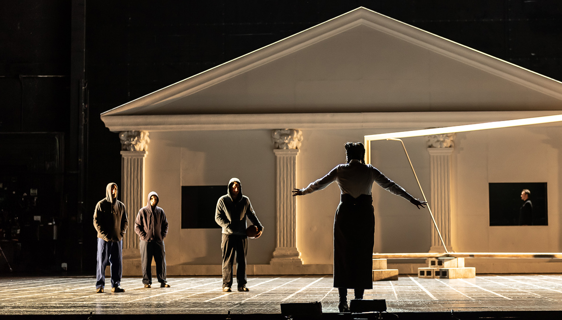Production image of La Clemenza di Tito, The Royal Opera ©2021 ROH. Photograph by Clive Barda